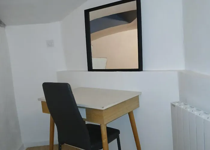 Plein Pied アパート *